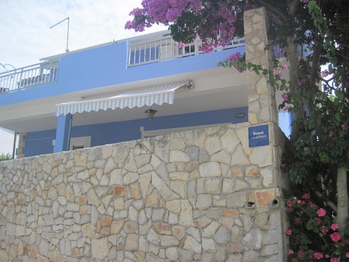 Apartments By The Sea Maslinica, Solta - 14748 Extérieur photo